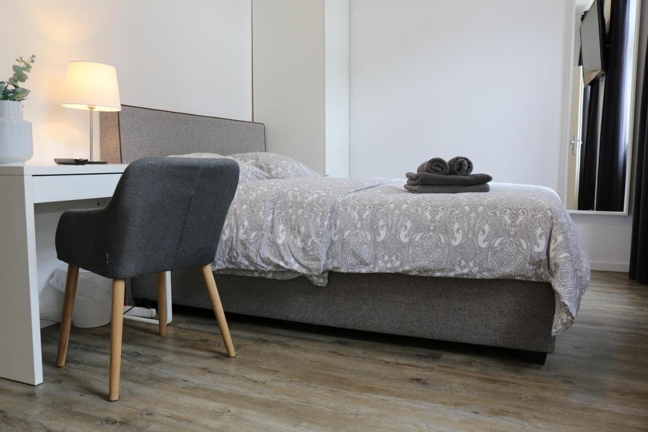 Dreams Bielefeld Pansiyon Dış mekan fotoğraf