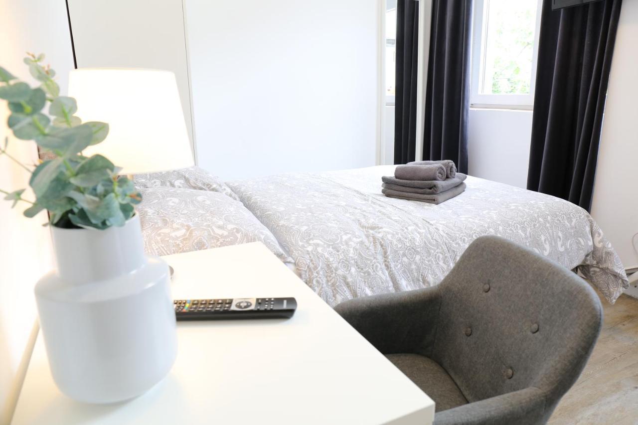 Dreams Bielefeld Pansiyon Dış mekan fotoğraf